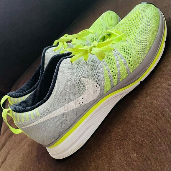 Nike Flyknit Trainer Running Shoes Mens Size 6.5 Womens 8 US 39 Volt White Gray - Picture 6 of 13